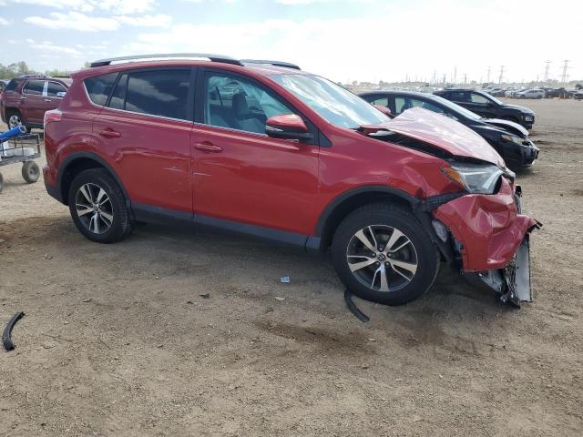 2T3RFREV3GW535991 - 2016 TOYOTA RAV4 XLE RED photo 4