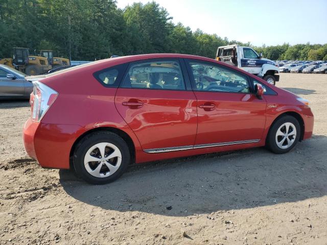 JTDKN3DU9E0388863 - 2014 TOYOTA PRIUS RED photo 3