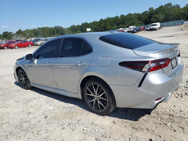 4T1G11AK1PU102679 - 2023 TOYOTA CAMRY SE NIGHT SHADE SILVER photo 2