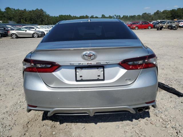 4T1G11AK1PU102679 - 2023 TOYOTA CAMRY SE NIGHT SHADE SILVER photo 6