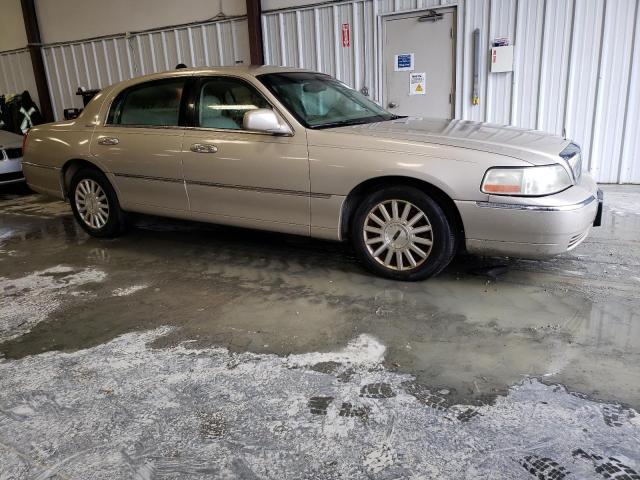 1LNHM81W34Y614505 - 2004 LINCOLN TOWN CAR EXECUTIVE Золотой фото 4