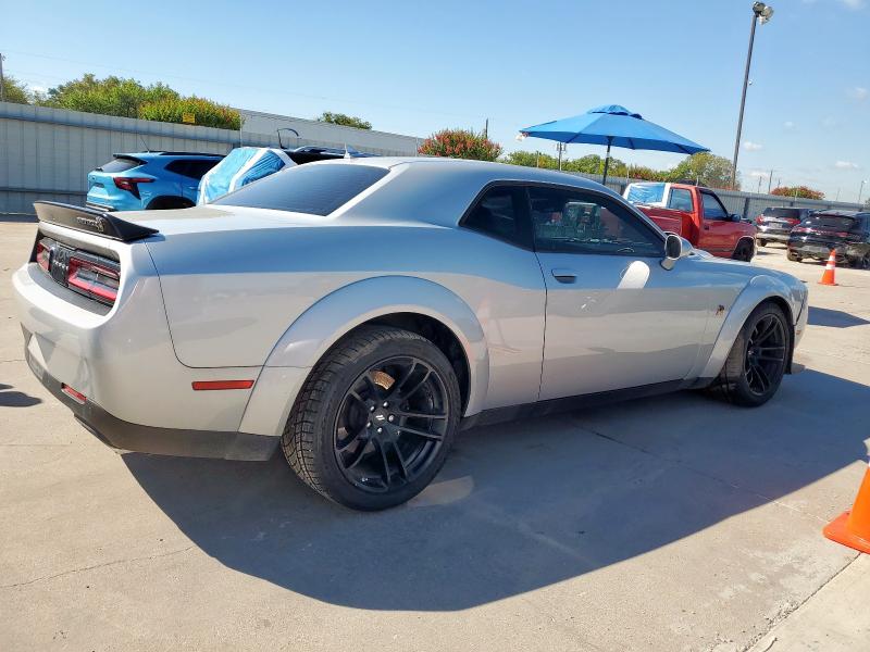 2C3CDZFJ1PH645188 - 2023 DODGE CHALLENGER R/T SCAT PACK SILVER photo 3
