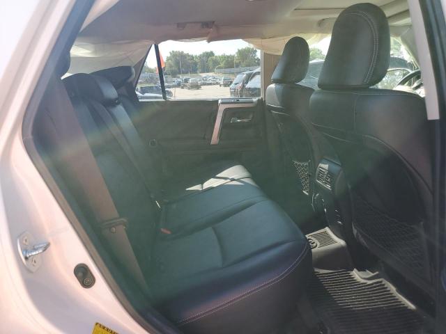 JTEBU5JR1J5517511 - 2018 TOYOTA 4RUNNER SR5/SR5 PREMIUM Blanc photo 10