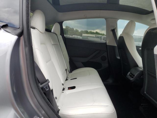 7SAYGDEF5SF304631 - 2025 TESLA MODEL Y SILVER photo 10