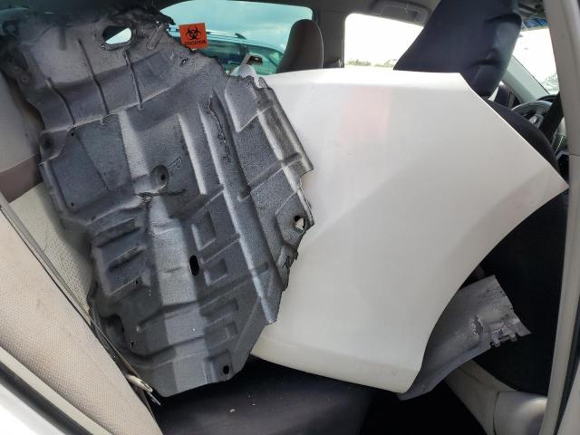 4T1BF1FK9CU550070 - 2012 TOYOTA CAMRY BASE WHITE photo 10