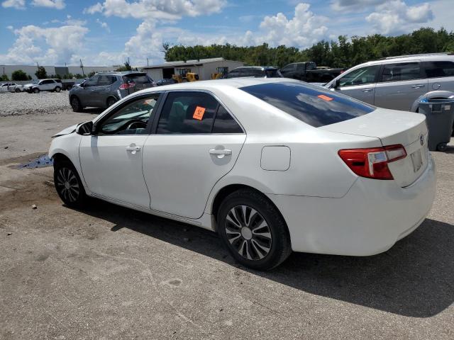 4T1BF1FK9CU550070 - 2012 TOYOTA CAMRY BASE WHITE photo 2