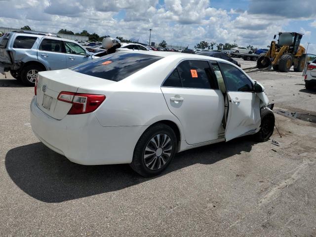 4T1BF1FK9CU550070 - 2012 TOYOTA CAMRY BASE WHITE photo 3