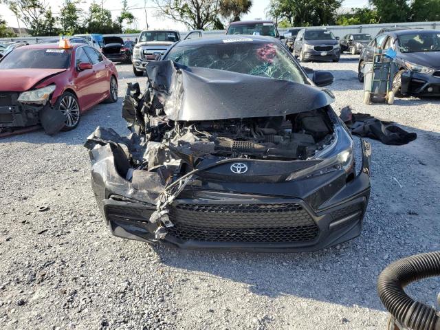5YFS4RCE7LP048372 - 2020 TOYOTA COROLLA SE أسود صورة 5