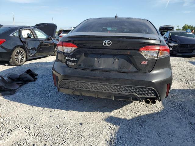 5YFS4RCE7LP048372 - 2020 TOYOTA COROLLA SE أسود صورة 6