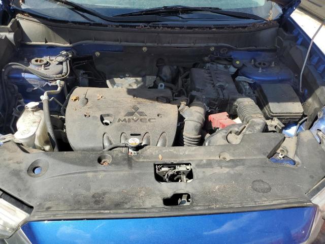 JA4AP3AU9HZ023037 - 2017 MITSUBISHI OUTLANDER ES ლურჯი ფოტო 12