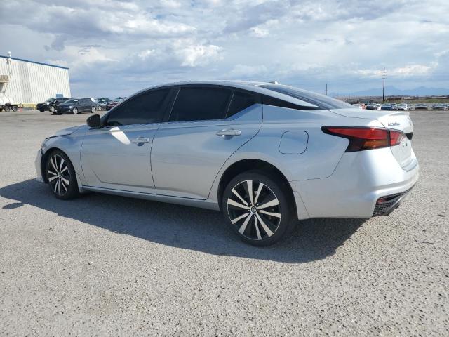 1N4BL4CV6NN395512 - 2022 NISSAN ALTIMA SR 银色 照片 2