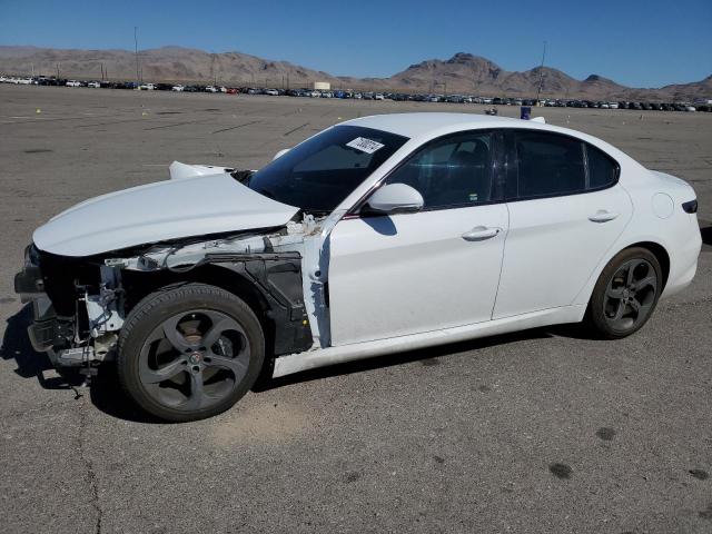 ZARFAEDN8H7552204 - 2017 ALFA ROMEO GIULIA Q4 თეთრი ფოტო 1