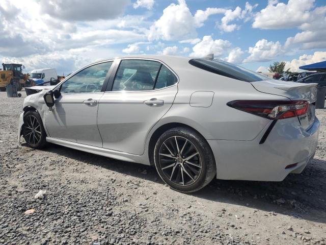 4T1G11AK3RU236581 - 2024 TOYOTA CAMRY SE NIGHT SHADE WHITE photo 2