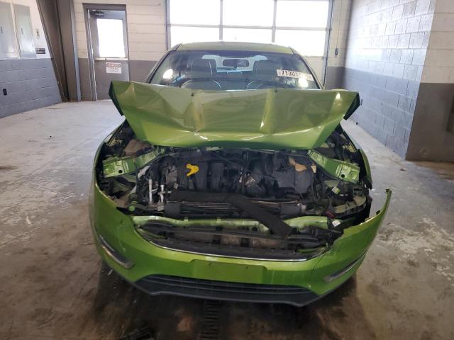 1FADP3N20JL279528 - 2018 FORD FOCUS TITANIUM GREEN photo 5