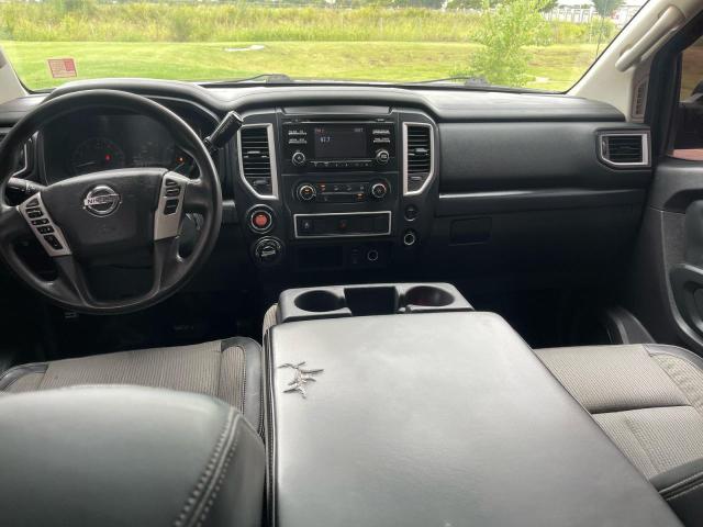 1N6AA1EJ0HN508005 - 2017 NISSAN TITAN S შავი ფოტო 9