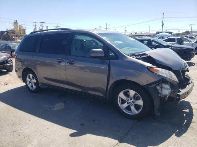 5TDKK3DC5GS722838 - 2016 TOYOTA SIENNA LE 灰色 照片 4
