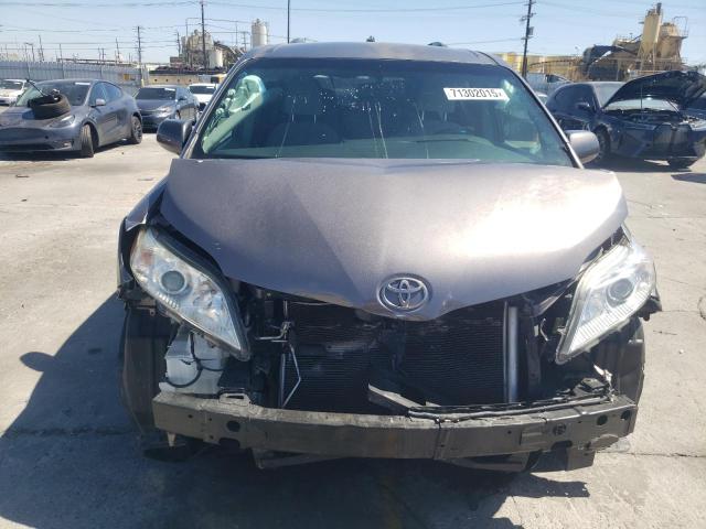 5TDKK3DC5GS722838 - 2016 TOYOTA SIENNA LE 灰色 照片 5