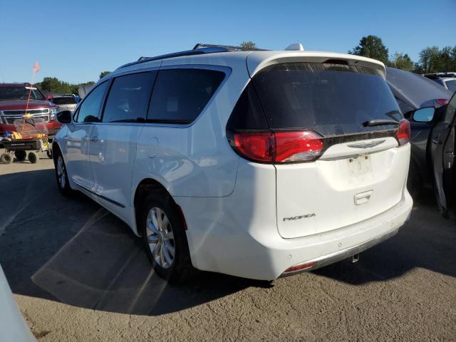 2C4RC1BG4KR651669 - 2019 CHRYSLER PACIFICA TOURING L WHITE photo 2