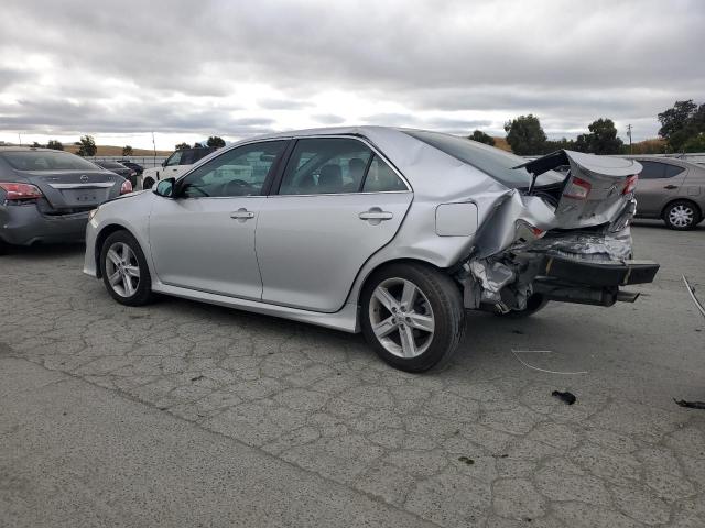 4T1BF1FKXCU599889 - 2012 TOYOTA CAMRY BASE SILVER photo 2