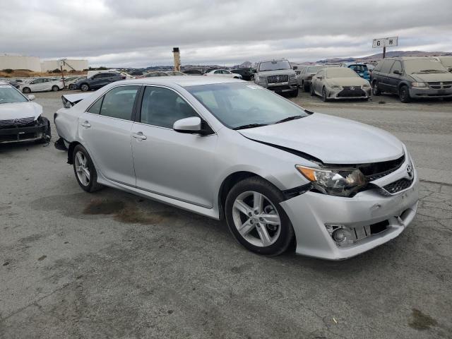 4T1BF1FKXCU599889 - 2012 TOYOTA CAMRY BASE SILVER photo 4