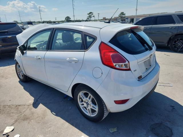 3FADP4EJ0KM103303 - 2019 FORD FIESTA SE Blanc photo 2