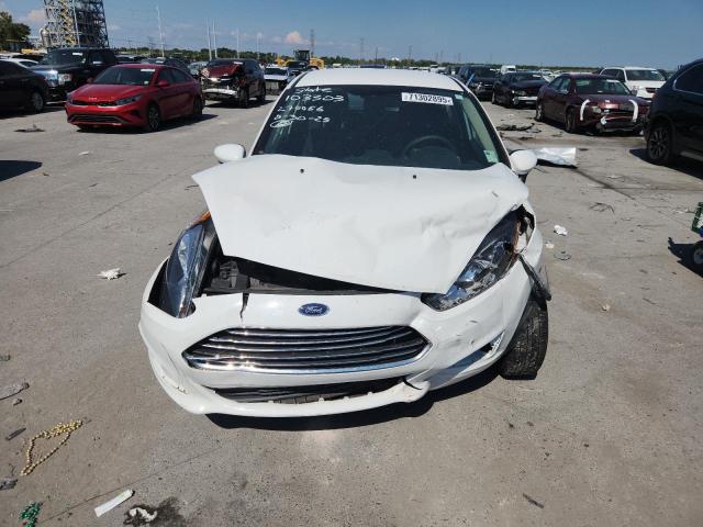 3FADP4EJ0KM103303 - 2019 FORD FIESTA SE Blanc photo 5