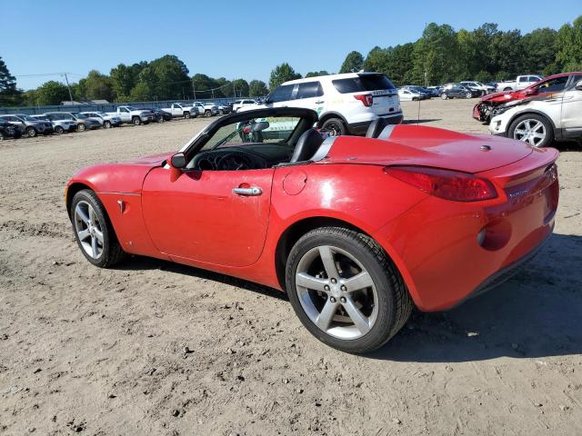 1G2MB35B27Y131969 - 2007 PONTIAC SOLSTICE RED photo 2