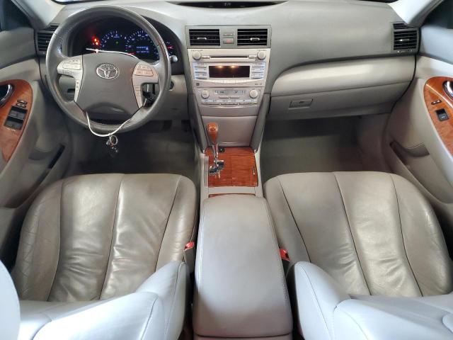 4T4BF3EK3BR095783 - 2011 TOYOTA CAMRY BASE ვერცხლისფერი ფოტო 8