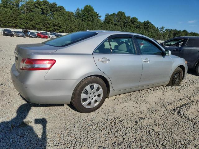 4T1BF3EK3BU145012 - 2011 TOYOTA CAMRY BASE Gümüş fotoğraf 3