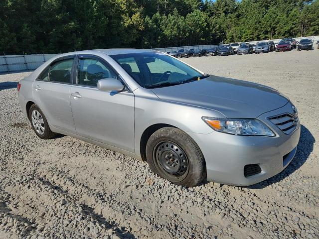 4T1BF3EK3BU145012 - 2011 TOYOTA CAMRY BASE Gümüş fotoğraf 4