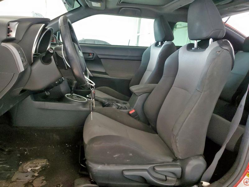 JTKJF5C79FJ009185 - 2015 TOYOTA SCION TC 红色 照片 7