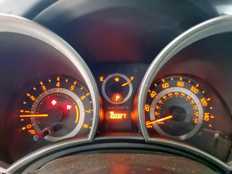 JTKJF5C79FJ009185 - 2015 TOYOTA SCION TC 红色 照片 9