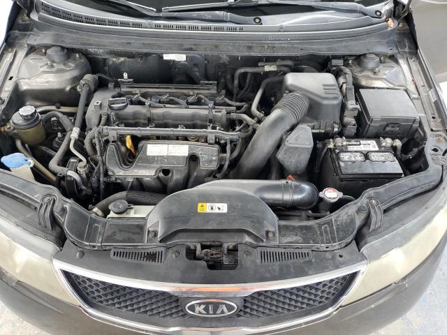 KNAFU4A29A5834663 - 2010 KIA FORTE EX BROWN photo 11