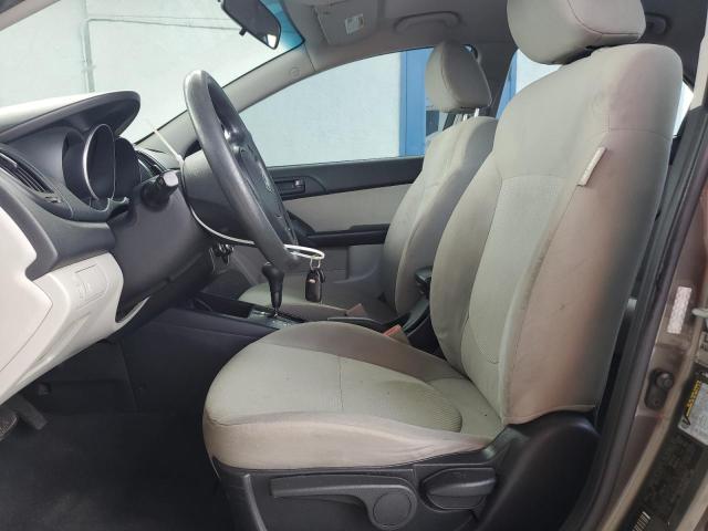 KNAFU4A29A5834663 - 2010 KIA FORTE EX BROWN photo 7