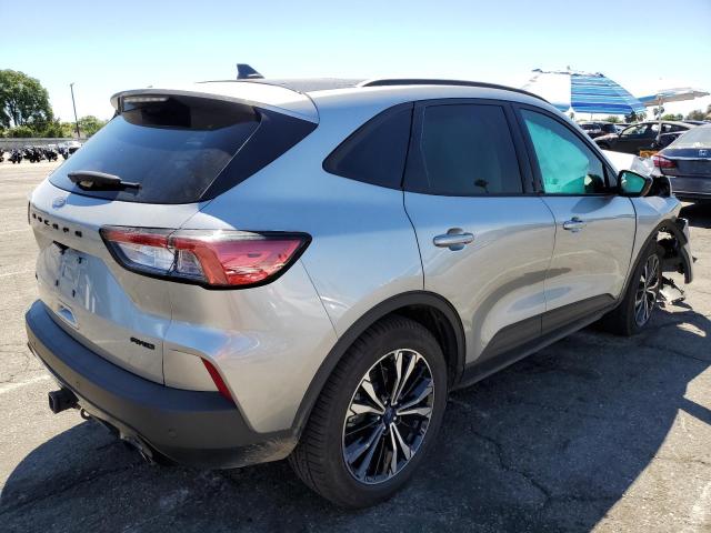 1FMCU9H97NUB86723 - 2022 FORD ESCAPE SEL SILVER photo 3