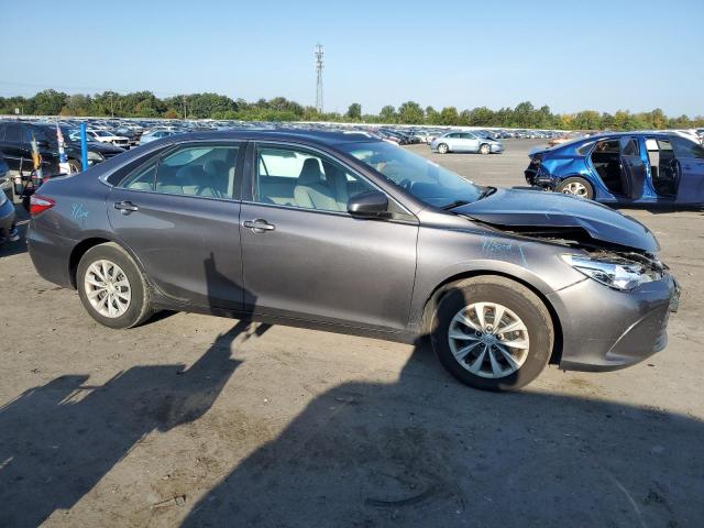 4T4BF1FK9FR514843 - 2015 TOYOTA CAMRY LE GRAY photo 4