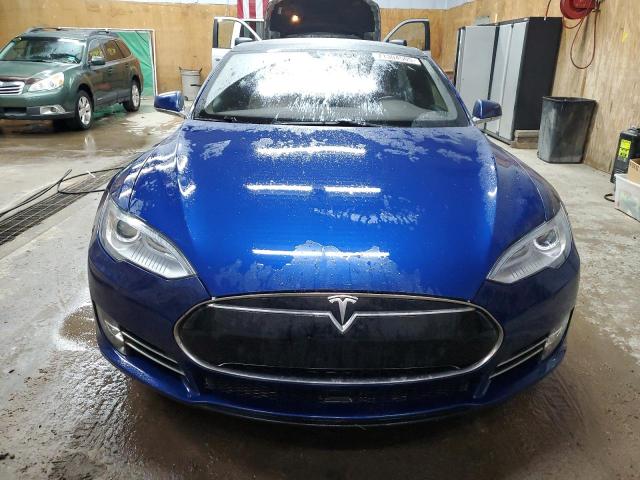 5YJSA1E25FF101079 - 2015 TESLA MODEL S ლურჯი ფოტო 5
