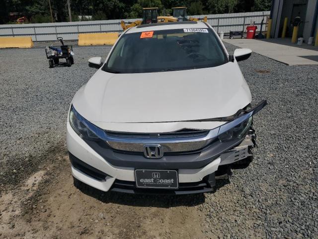 2HGFC2F77JH510460 - 2018 HONDA CIVIC EX Beyaz fotoğraf 5