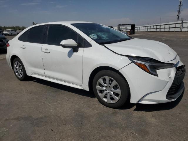 JTDBCMFE6S3093750 - 2025 TOYOTA COROLLA LE WHITE photo 4