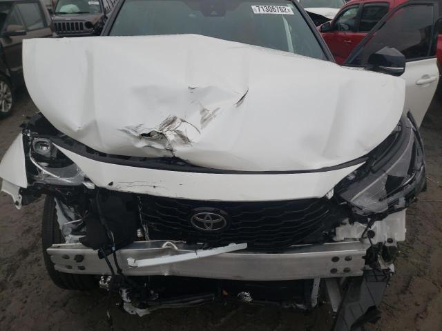 5TDJZRBH9MS076398 - 2021 TOYOTA HIGHLANDER XSE WHITE photo 12