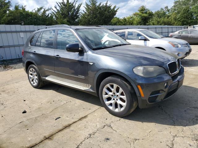 5UXZV4C59BL408245 - 2011 BMW X5 XDRIVE35I GRAY photo 4