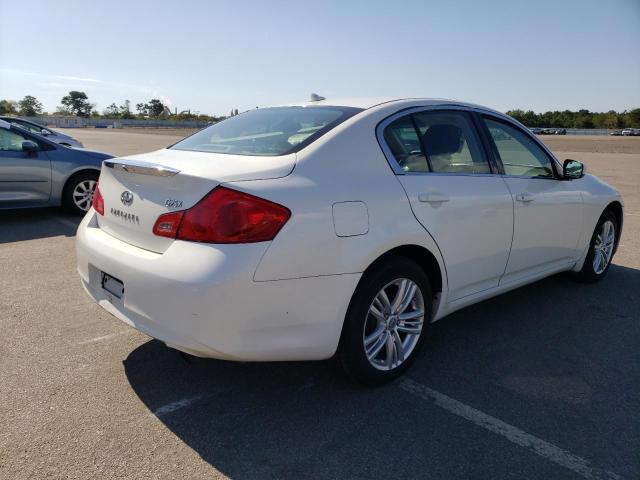 JN1DV6AR3BM651849 - 2011 INFINITI G25 WHITE photo 3