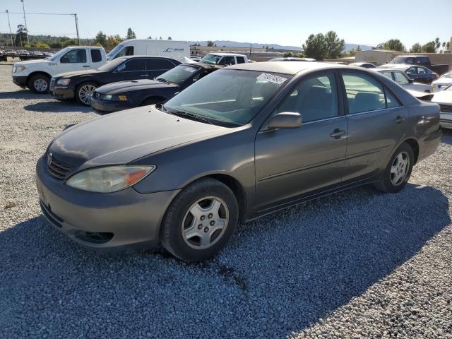 JTDBE32KX40245517 - 2004 TOYOTA CAMRY LE GRAY photo 1