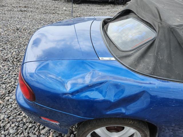 JM1NB353730312129 - 2003 MAZDA MX-5 MIATA BASE BLUE photo 10