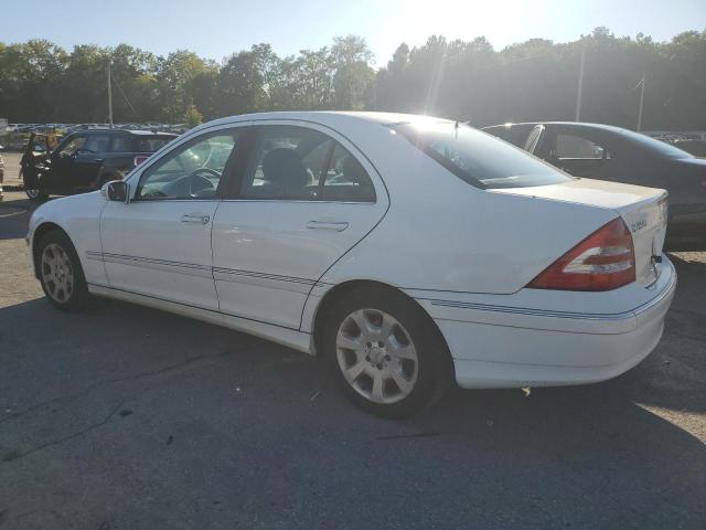 WDBRF92H86F810834 - 2006 MERCEDES-BENZ C 280 4MATIC WHITE photo 2