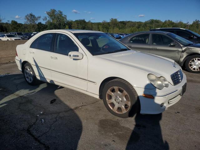 WDBRF92H86F810834 - 2006 MERCEDES-BENZ C 280 4MATIC WHITE photo 4