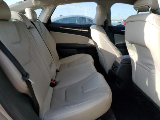 3FA6P0SU6HR199028 - 2017 FORD FUSION TITANIUM PHEV 金色 照片 10