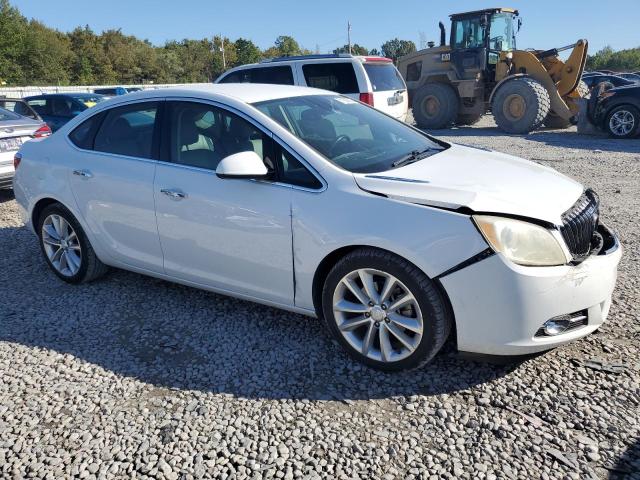 1G4PP5SK5E4219988 - 2014 BUICK VERANO WHITE photo 4