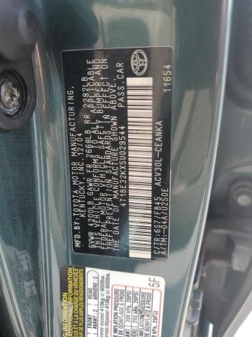 4T1BE32KX5U029544 - 2005 TOYOTA CAMRY LE GREEN photo 12