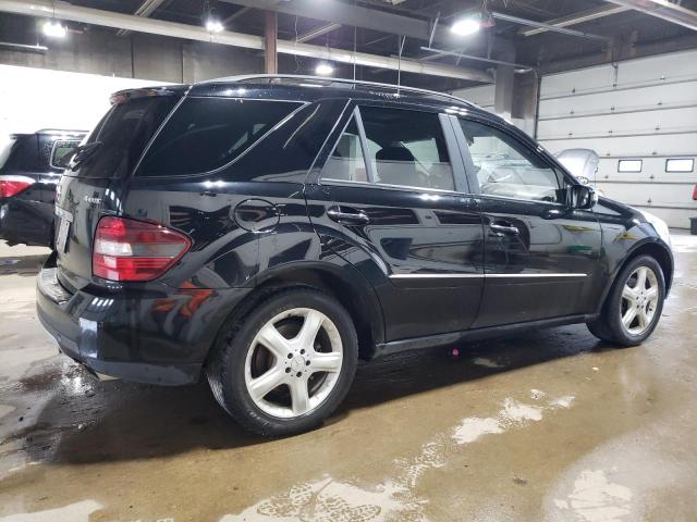 4JGBB22E07A179552 - 2007 MERCEDES-BENZ ML 320 CDI BLACK photo 3